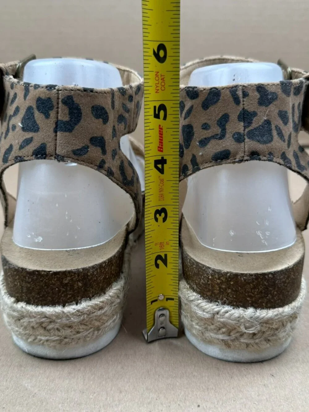 Women Universal Thread Leopard Print Ankle Strap Espadrille Platform Sandal Sz 9